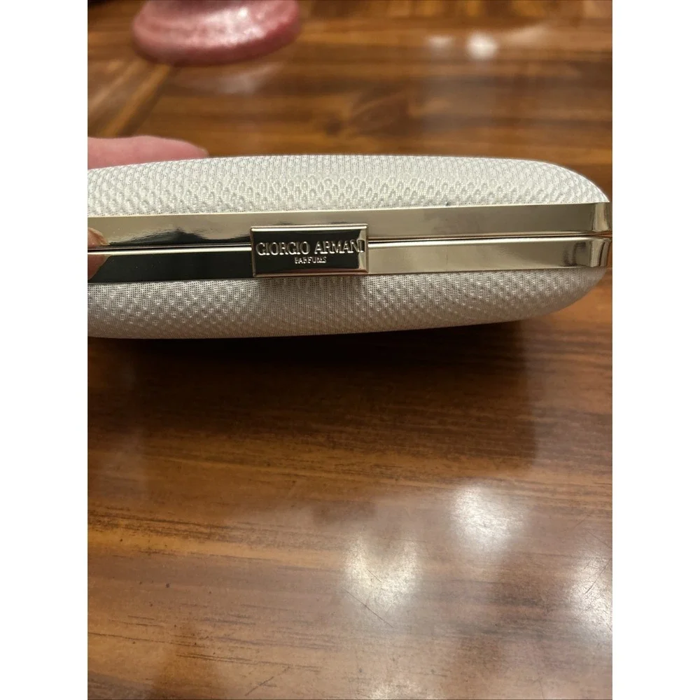 giorgio armani White‎ Metallic Hard Case Hand Held Bag Sunglassess